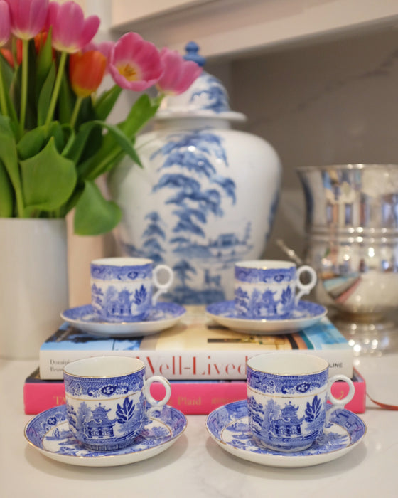1930s Blue Willow Royal Albert Crown China Cups & Saucers